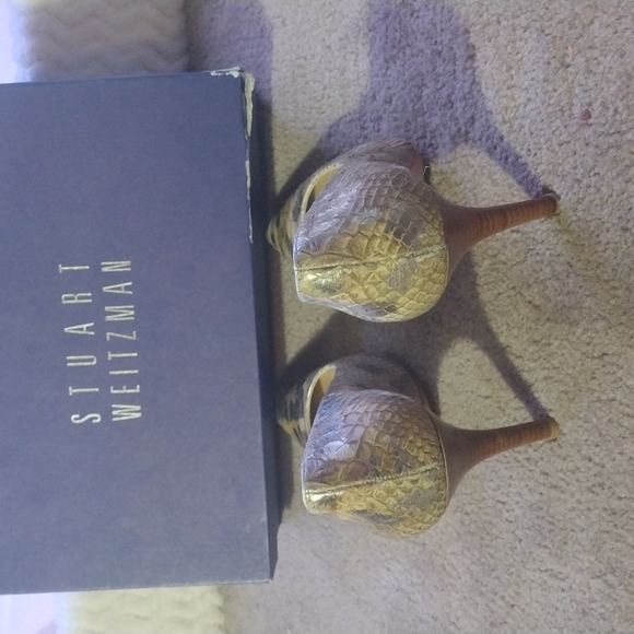 STUART Weitzman honey Mica python size 8m pumps heels - Picture 5 of 12